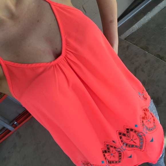 Aztec Detailed Coral Razorback Tank!! - Picture 4 of 8
